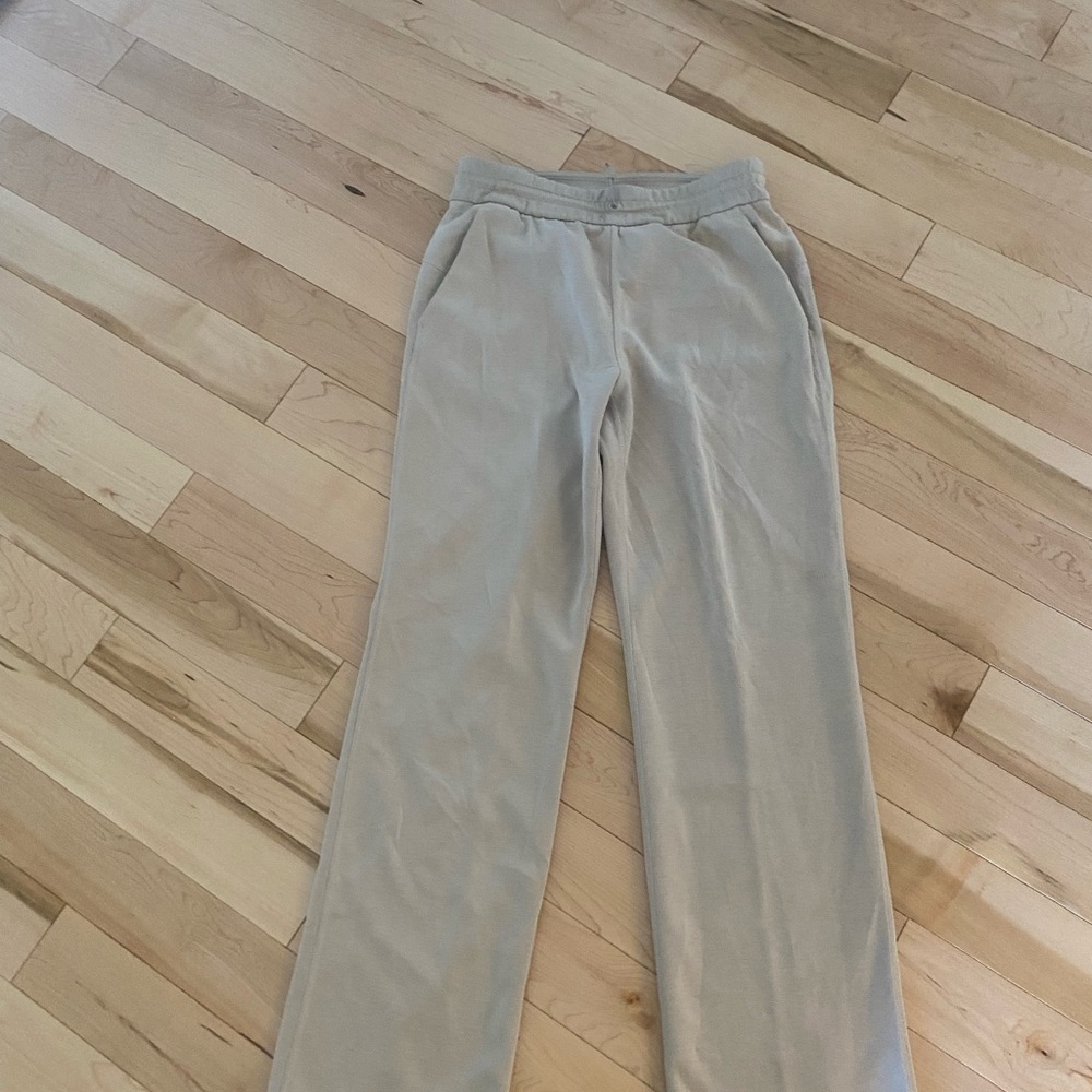 Lululemon Beige Trousers